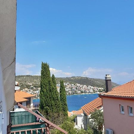 Comfort Apartments Trogir Buitenkant foto