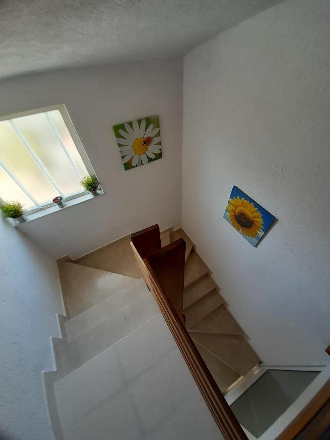 Comfort Apartments Trogir Buitenkant foto
