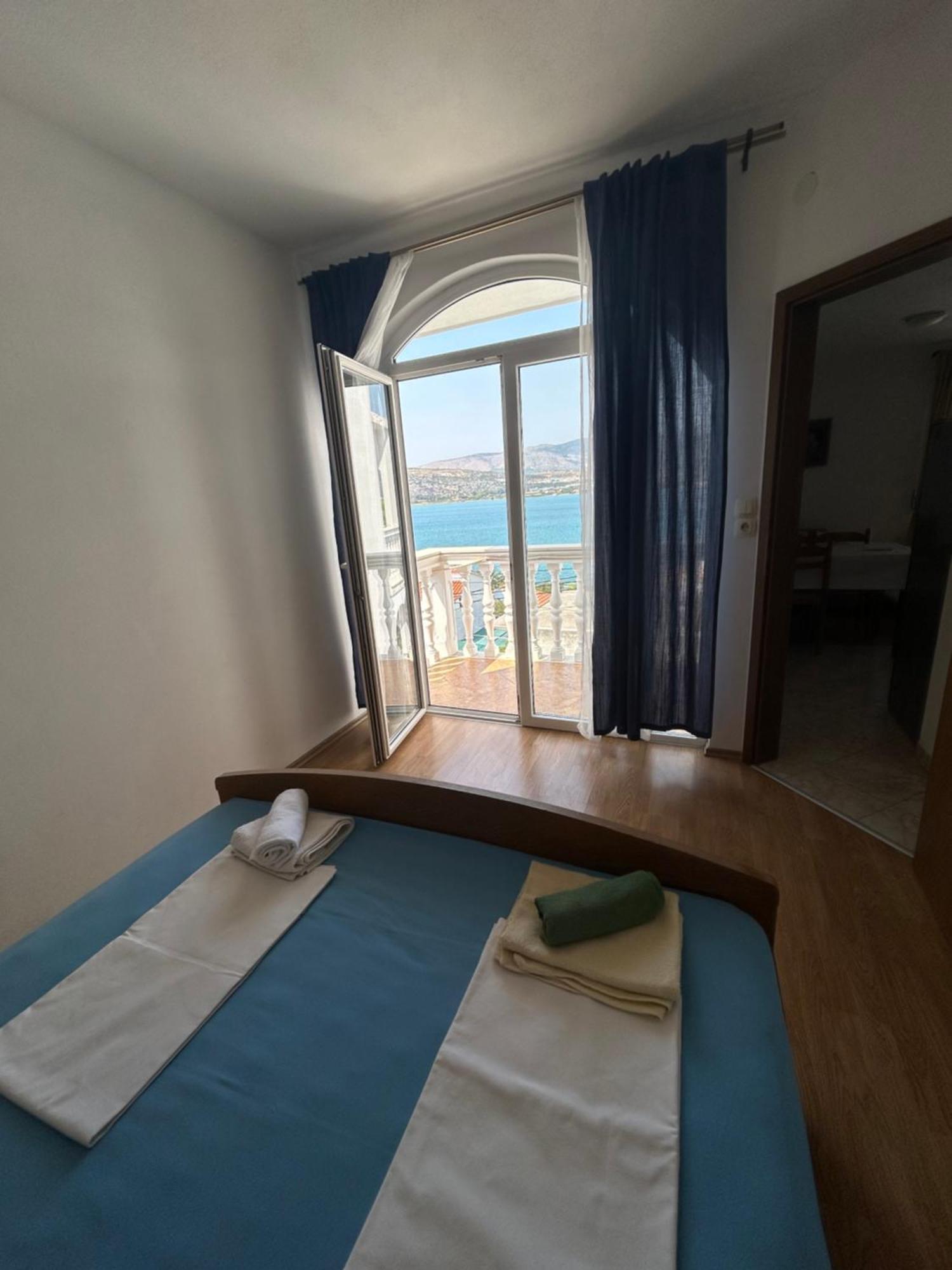 Comfort Apartments Trogir Buitenkant foto